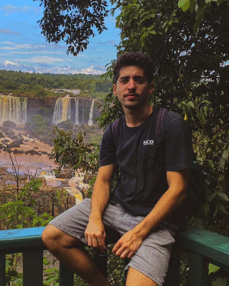 Francisco Gordo Díaz at Iguazú Falls